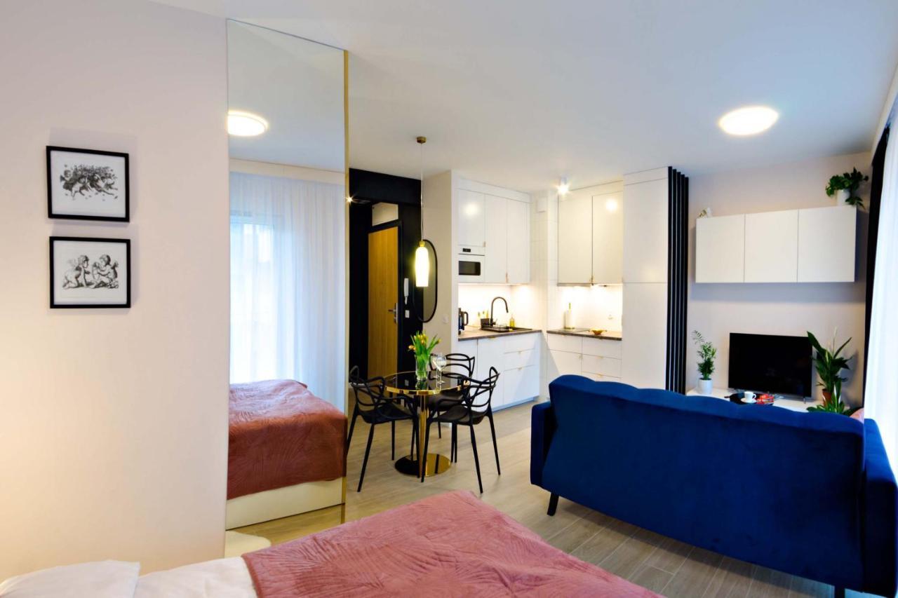 Cherub Apartment Вроцлав Екстериор снимка