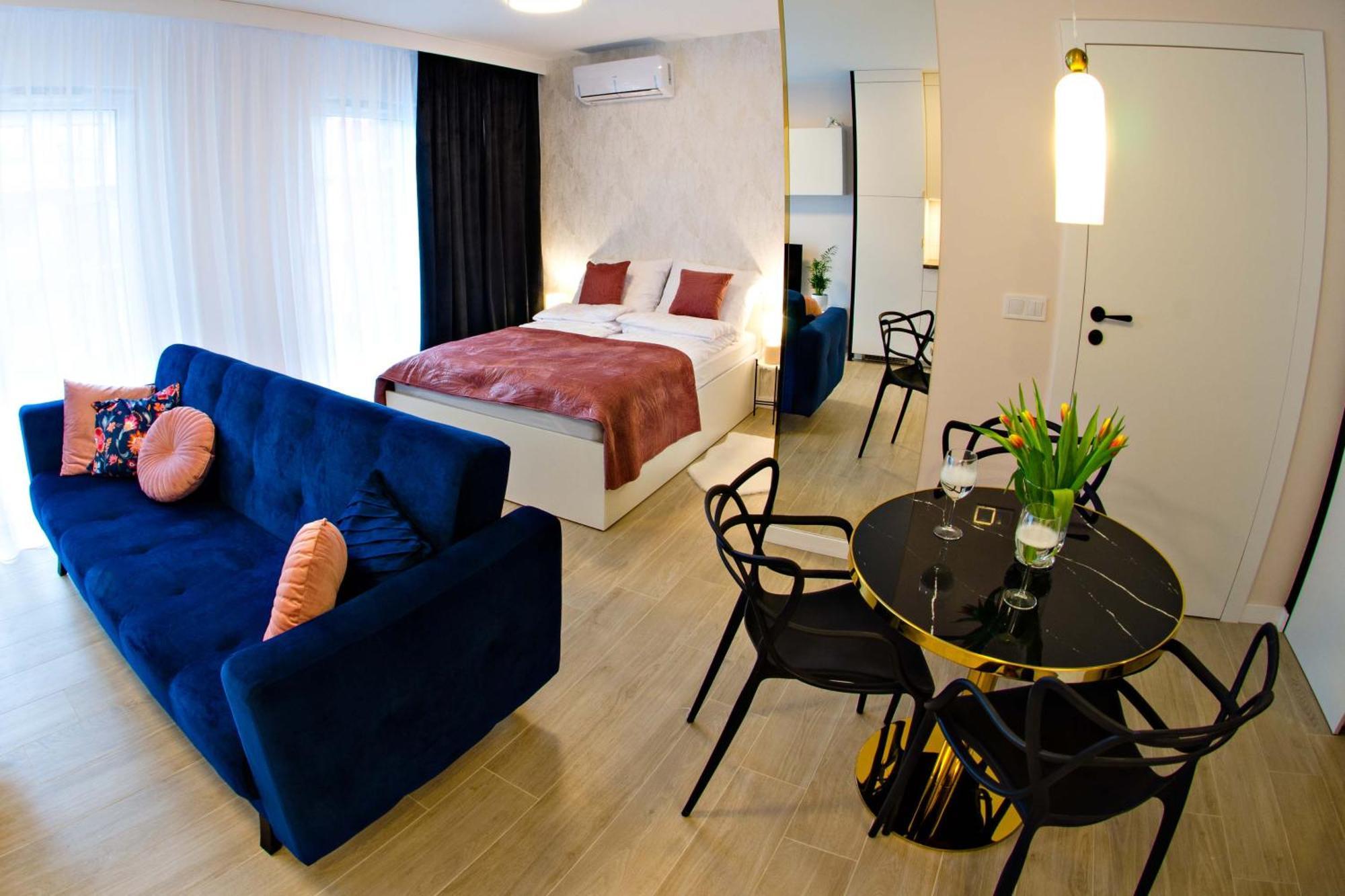 Cherub Apartment Вроцлав Екстериор снимка