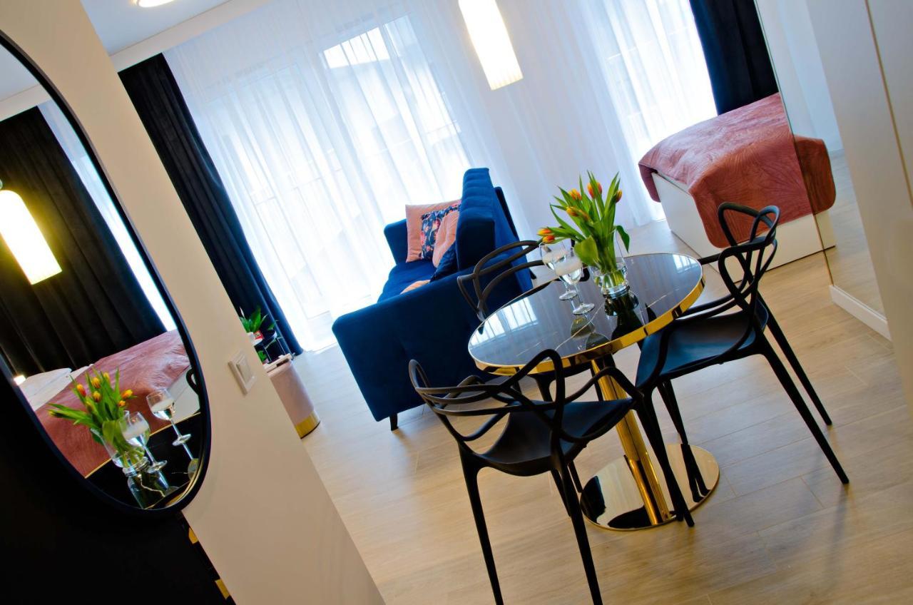 Cherub Apartment Вроцлав Екстериор снимка